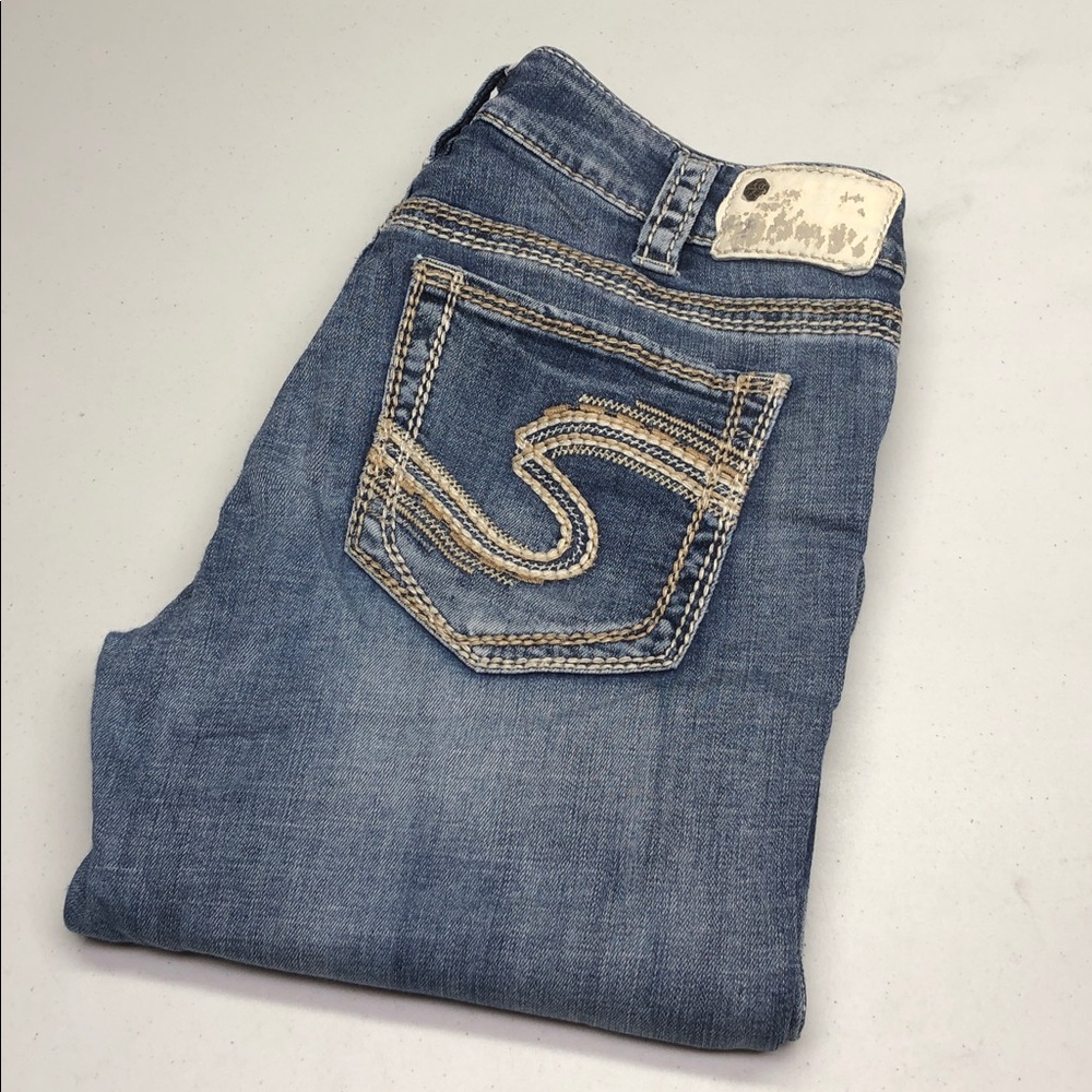 SILVER SUKI MID CAPRI JEANS 33x26 ⭐️